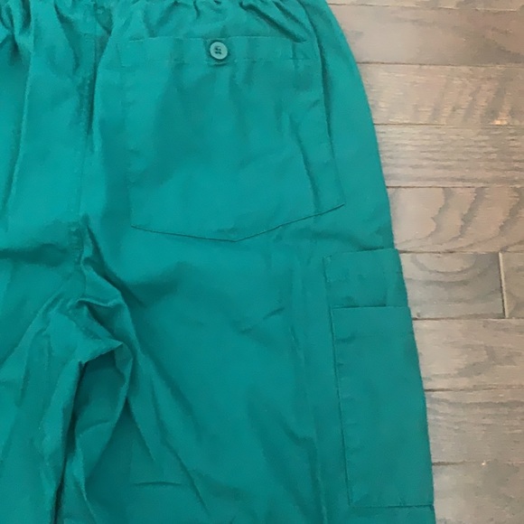 Cherokee Men’s Medium Green Scrub Pants - Picture 4 of 7